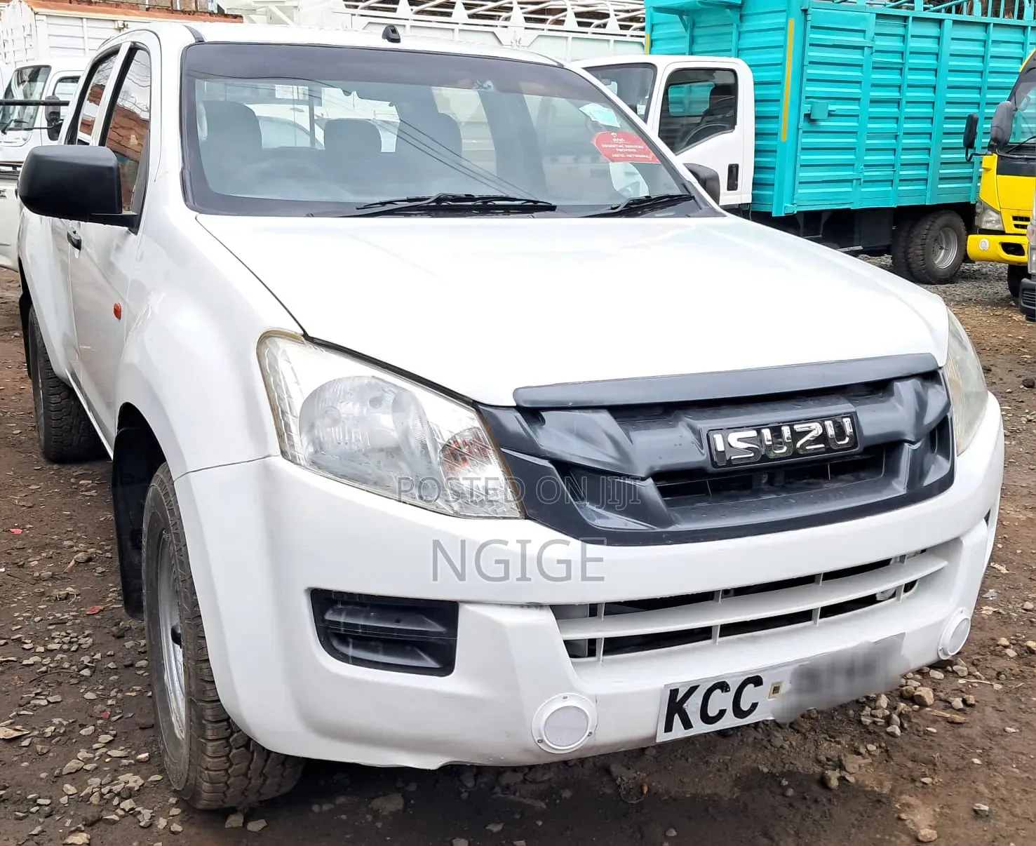 Isuzu D-MAX 2014 White