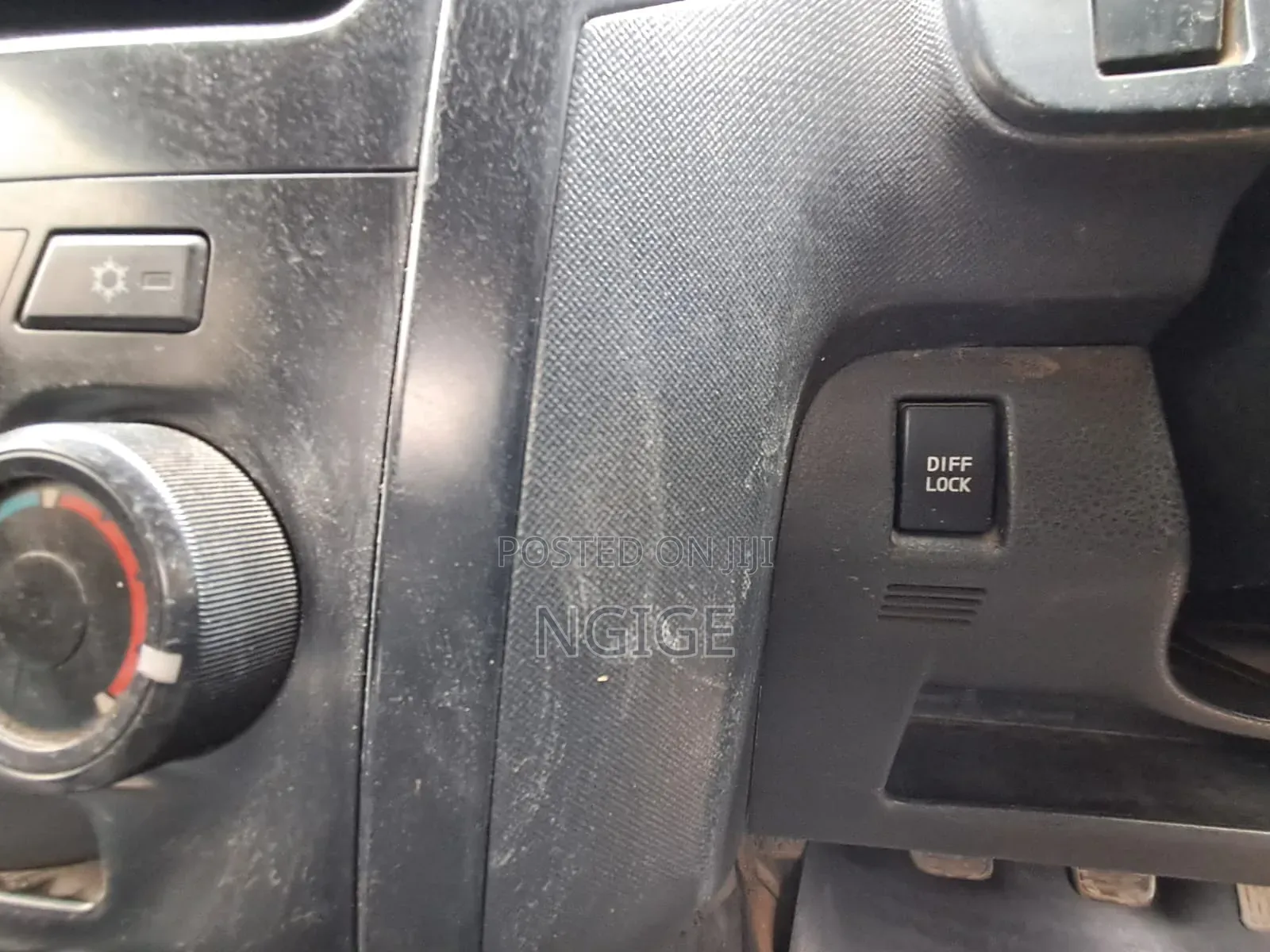 Isuzu D-MAX 2014 White