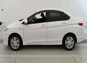 Honda Grace 1.5 Hybrid FWD 2019 Pearl