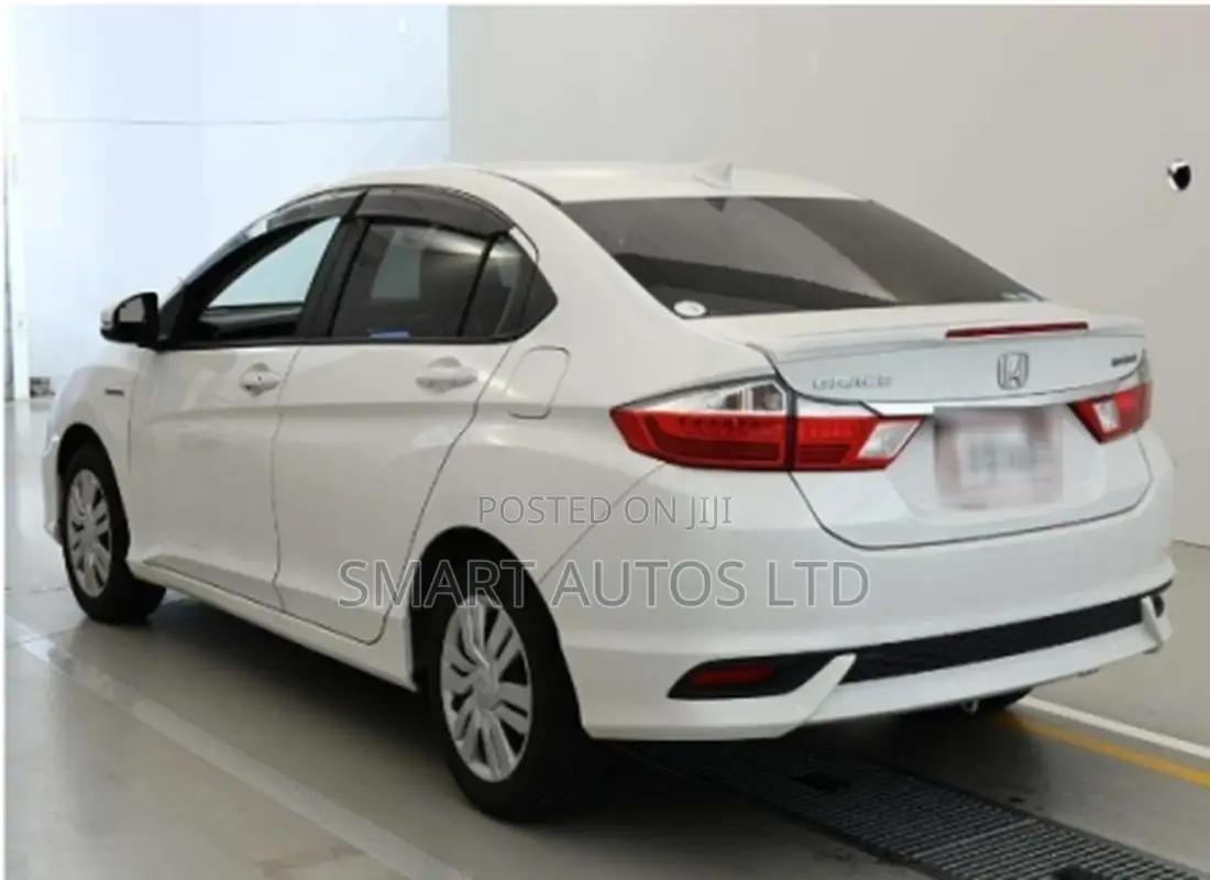Honda Grace 1.5 Hybrid FWD 2019 Pearl