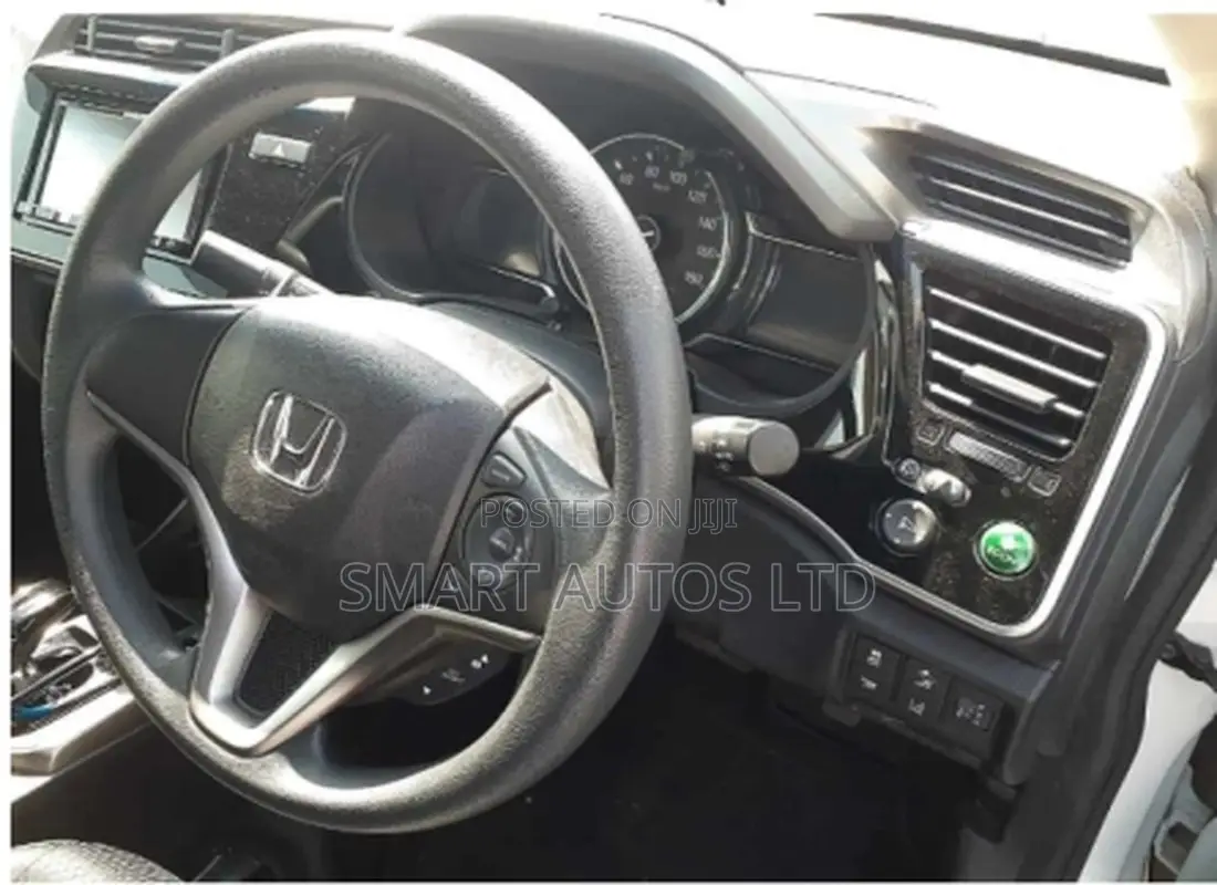 Honda Grace 1.5 Hybrid FWD 2019 Pearl