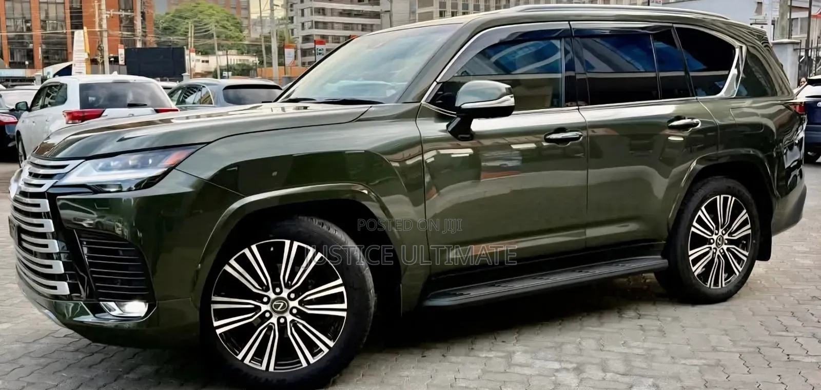 Lexus LX 600 2022 Green