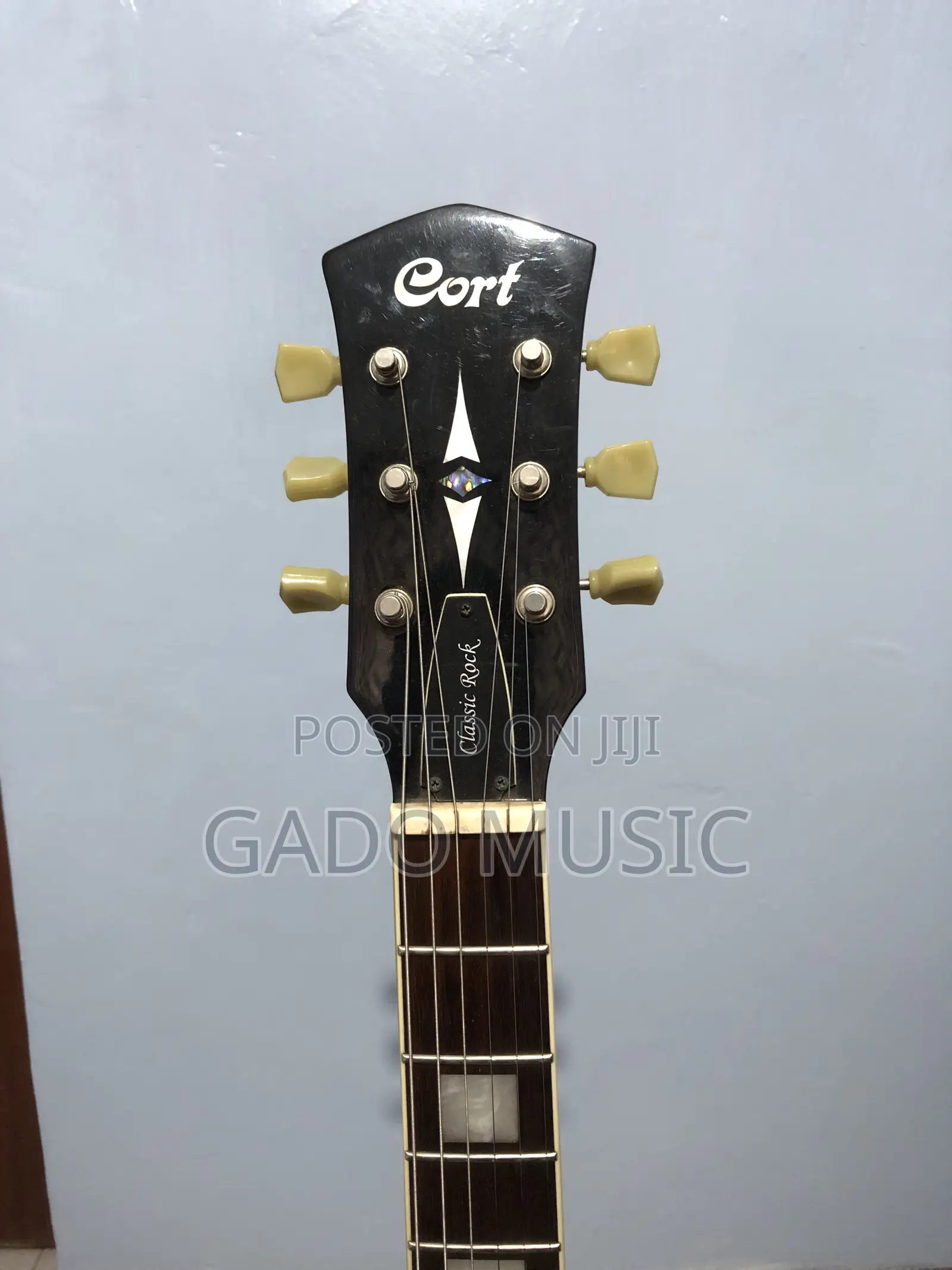 Cort Cr200