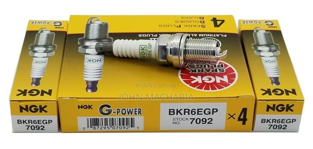 NGK G - Power Sparkplugs Bkr6egp Stock. No 7092