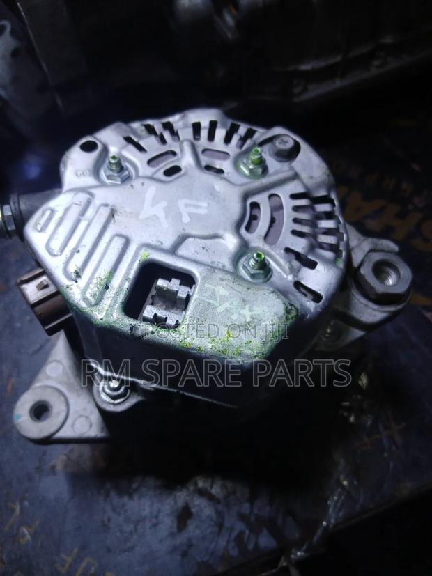 Daihatsu Mira Alternator