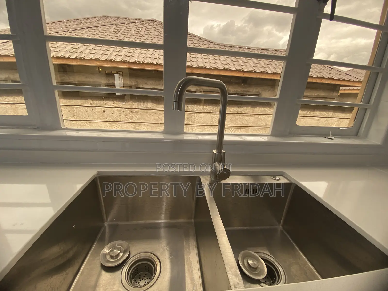 4bdrm Bungalow in Kitengela for sale
