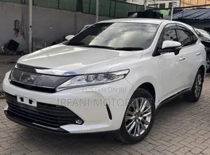Toyota Harrier 2.0 2019 White