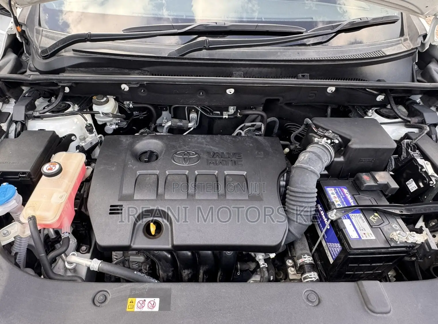 Toyota Harrier 2.0 2019 White