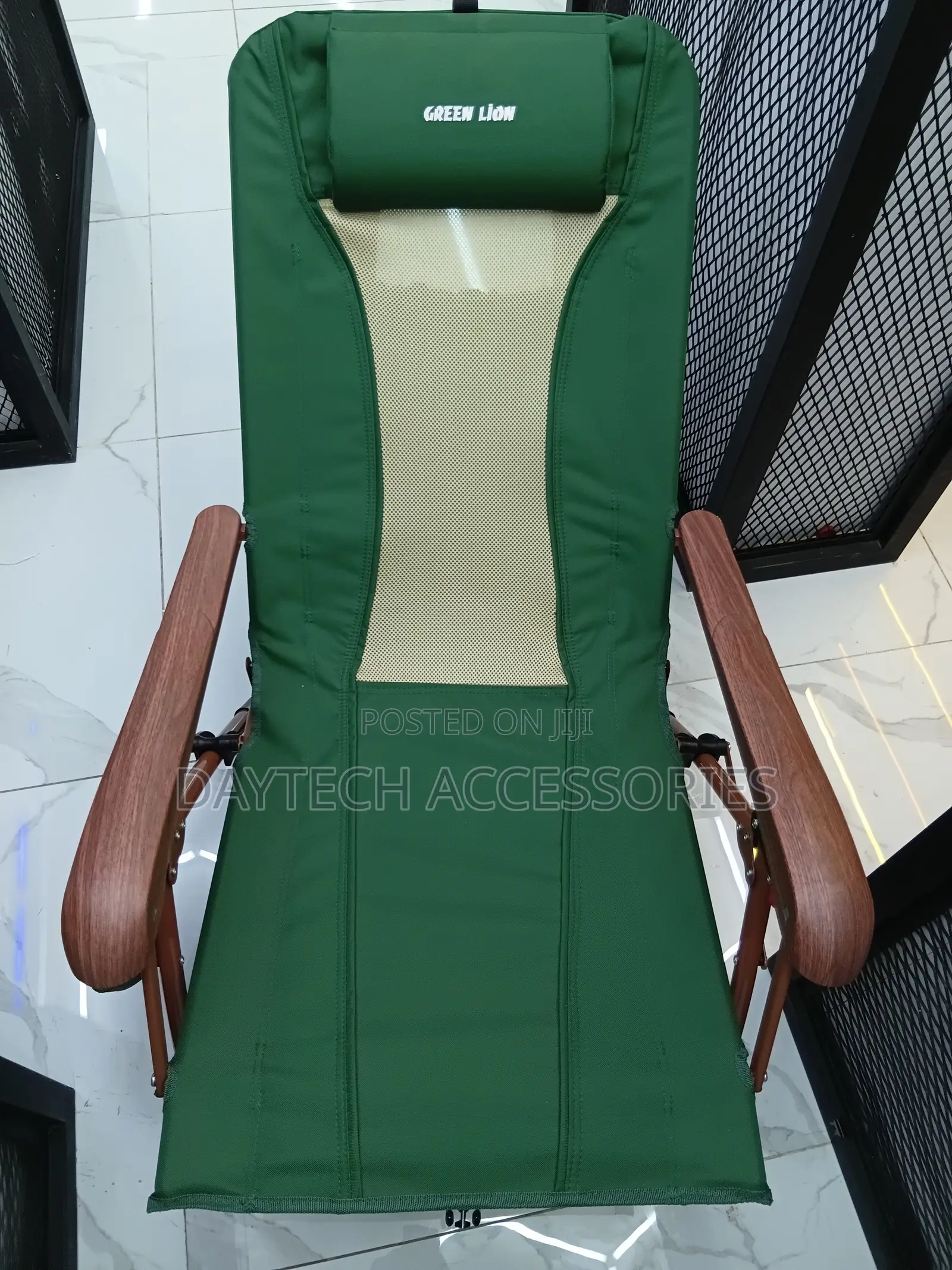 Green Lion Mafer Adjustable Camping Chair In Green.