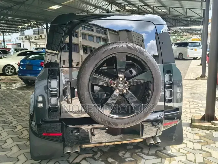 Land Rover Defender 2023 Matt Black