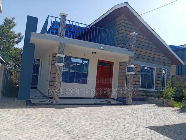 4bdrm Bungalow in Rimpa for sale