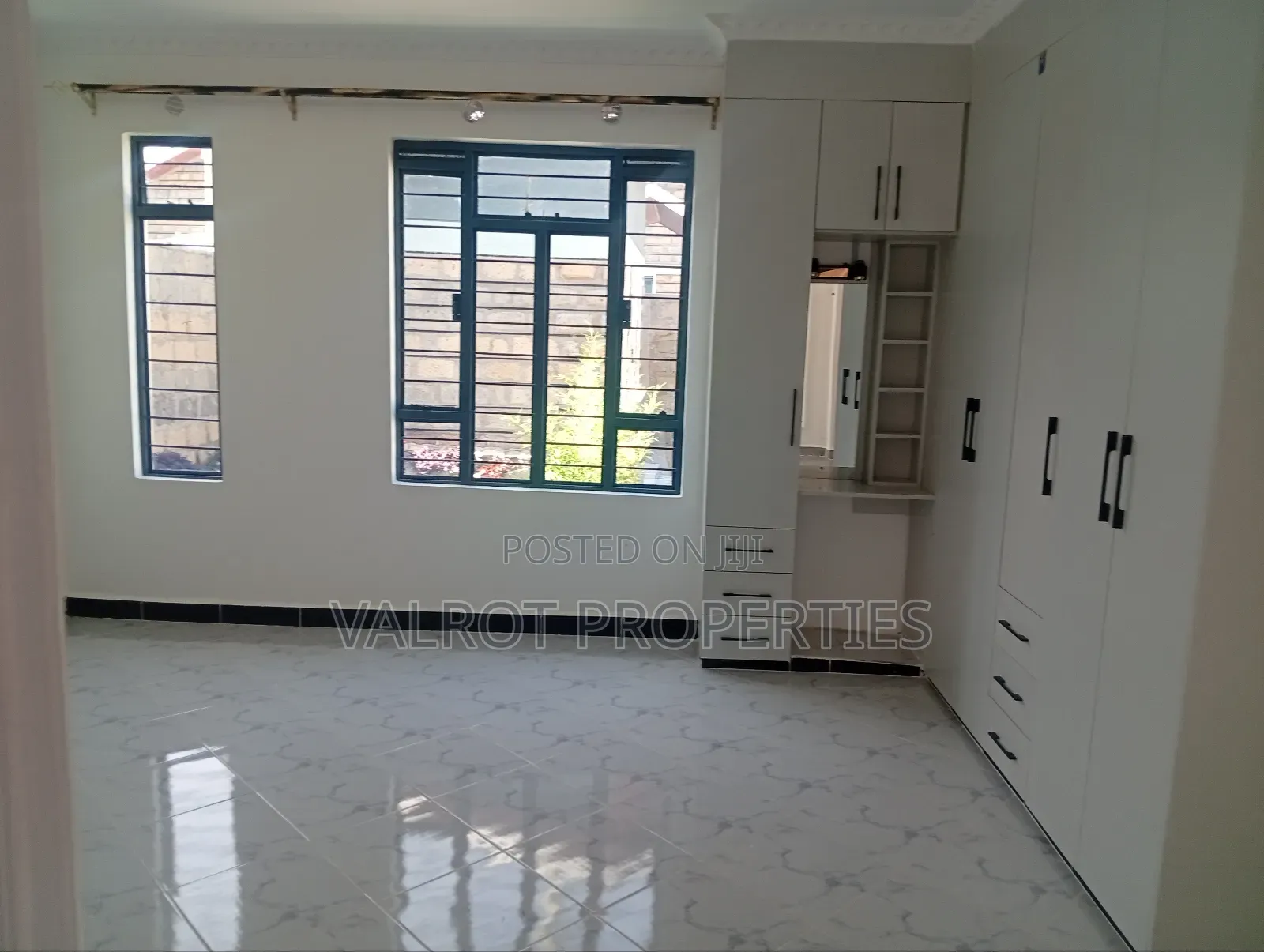 4bdrm Bungalow in Rimpa for sale