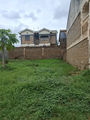 Membly Park Estate River Side Court 1/8ac With 3 Side Wall