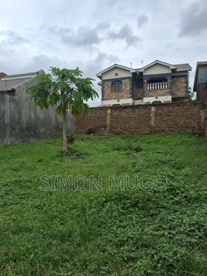 Membly Park Estate River Side Court 1/8ac With 3 Side Wall