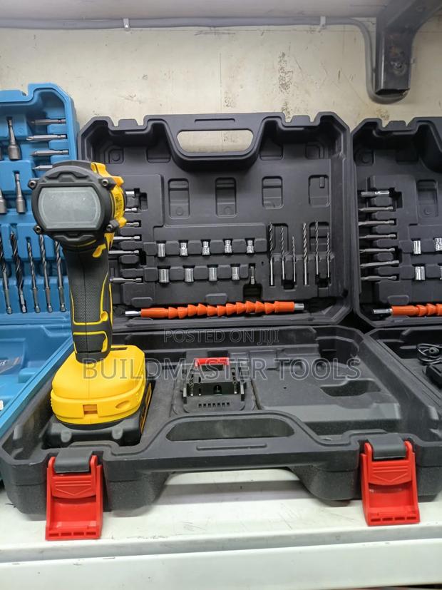 Dewalt Brushless Cordless Drill Kit - thumbnail 2
