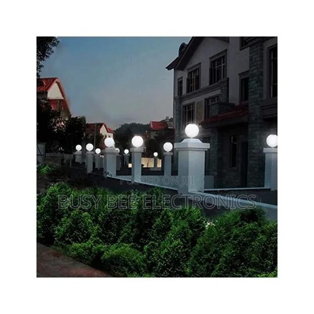 Neelux Dusk to Dawn Auto on/Off Solar Powered Ga - thumbnail 3