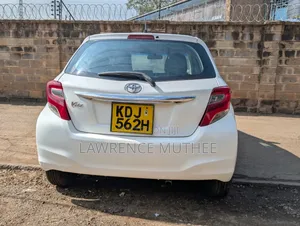 Toyota Vitz 2015 White