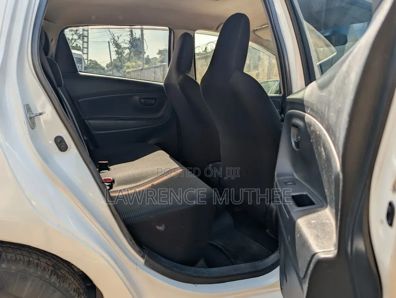 Toyota Vitz 2015 White