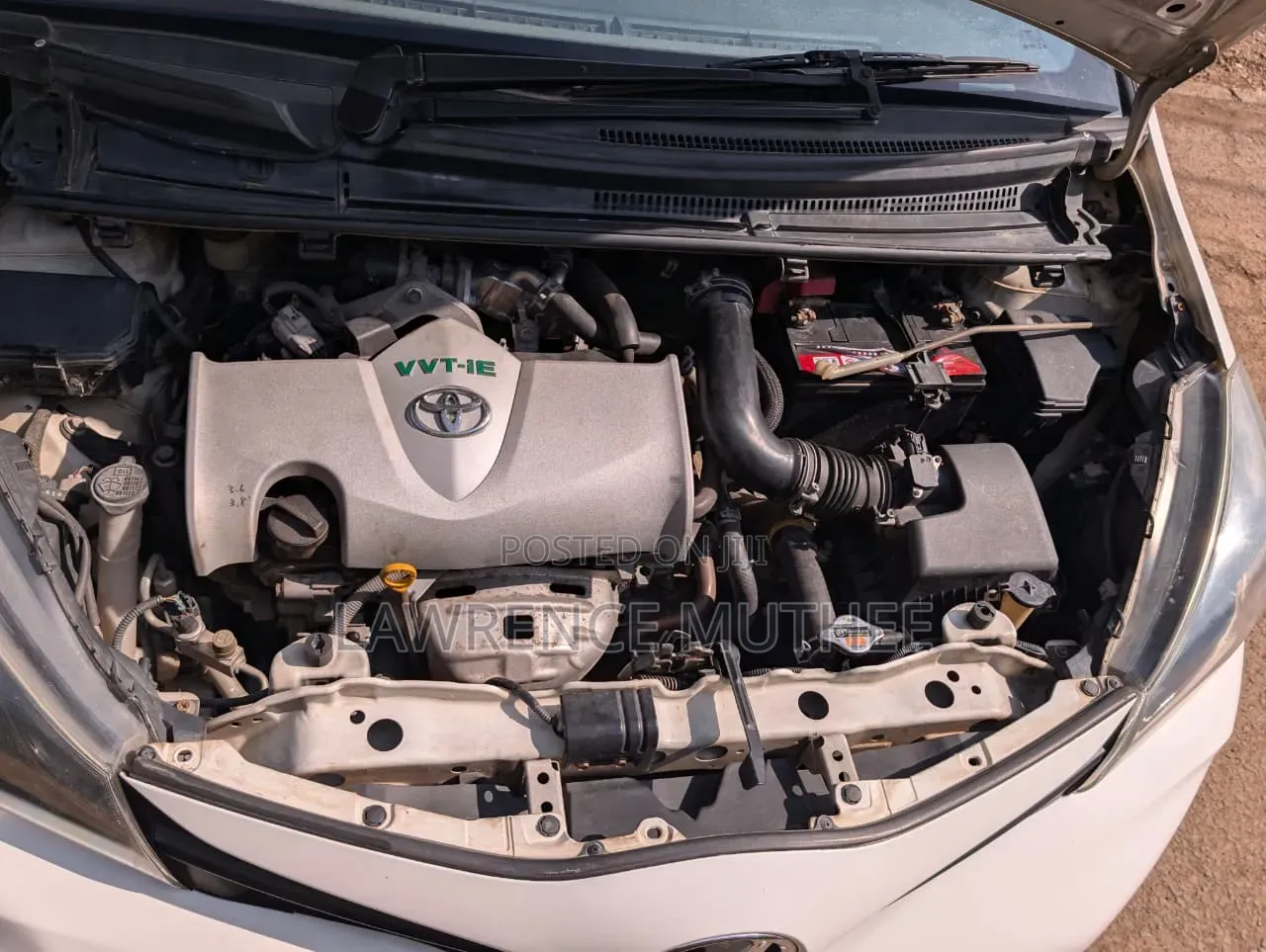 Toyota Vitz 2015 White