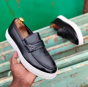 Black Leather Timberland Classic Casual Loafers