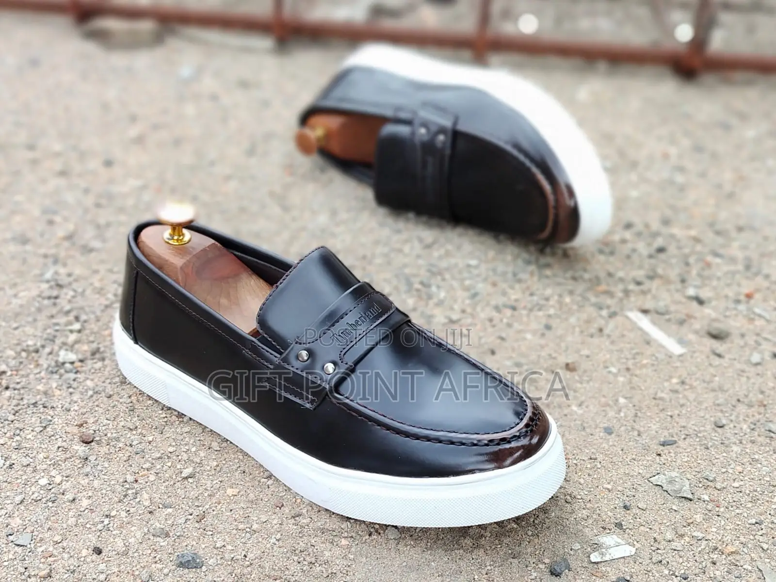 Black Leather Timberland Classic Casual Loafers