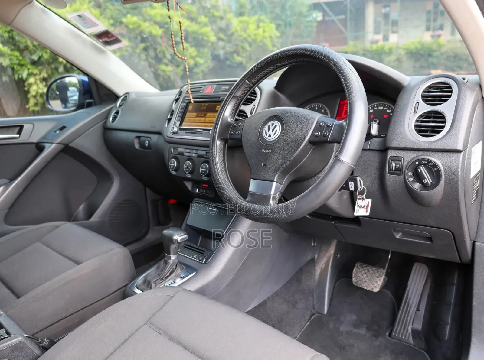 Volkswagen Tiguan 2009 Blue