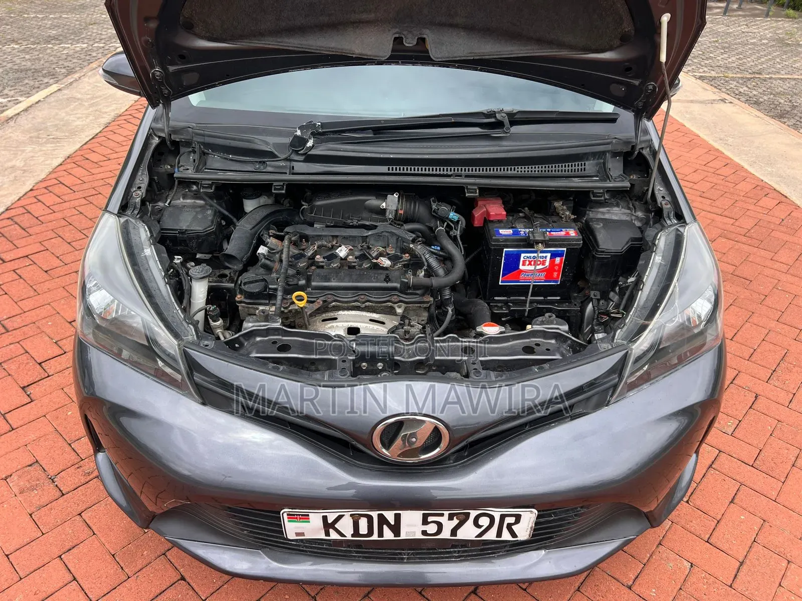 Toyota Vitz 2016 Gray