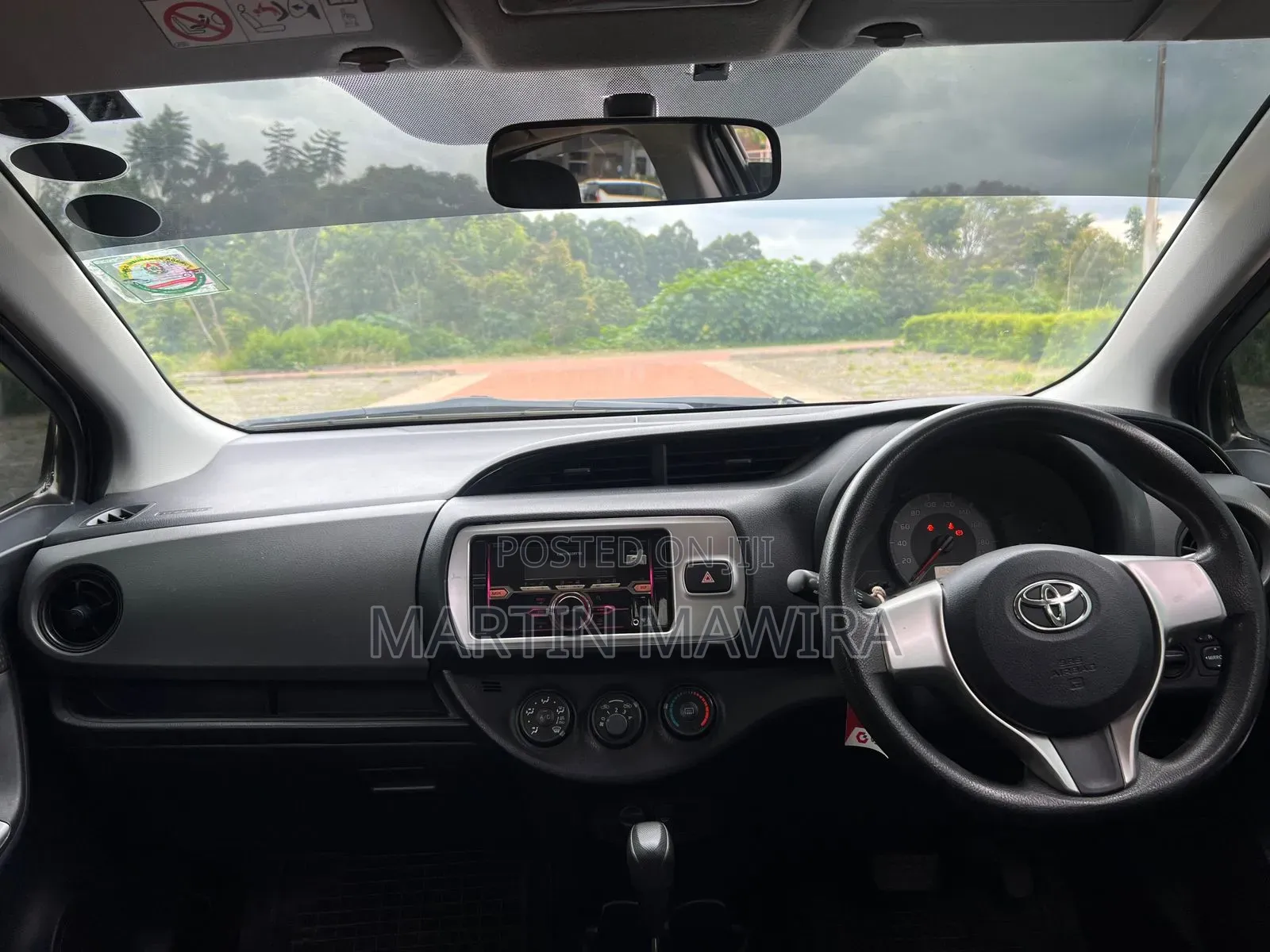 Toyota Vitz 2016 Gray