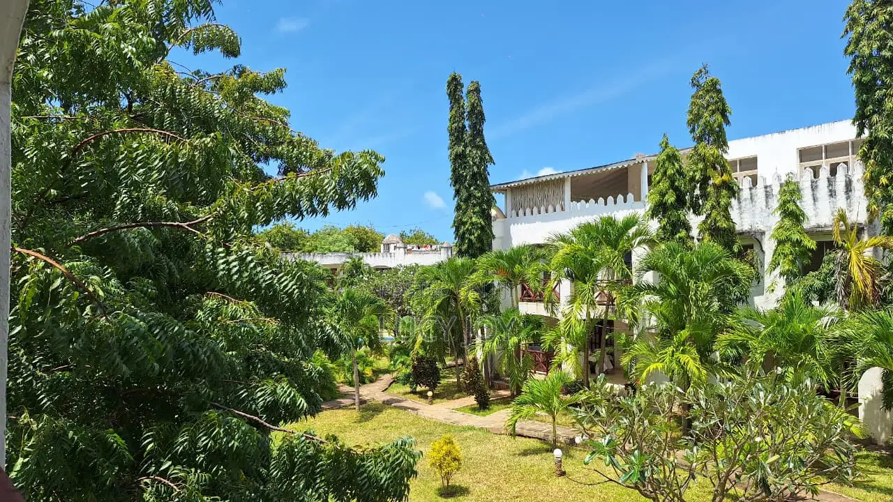 2 Bedroom Airbnb Apartments