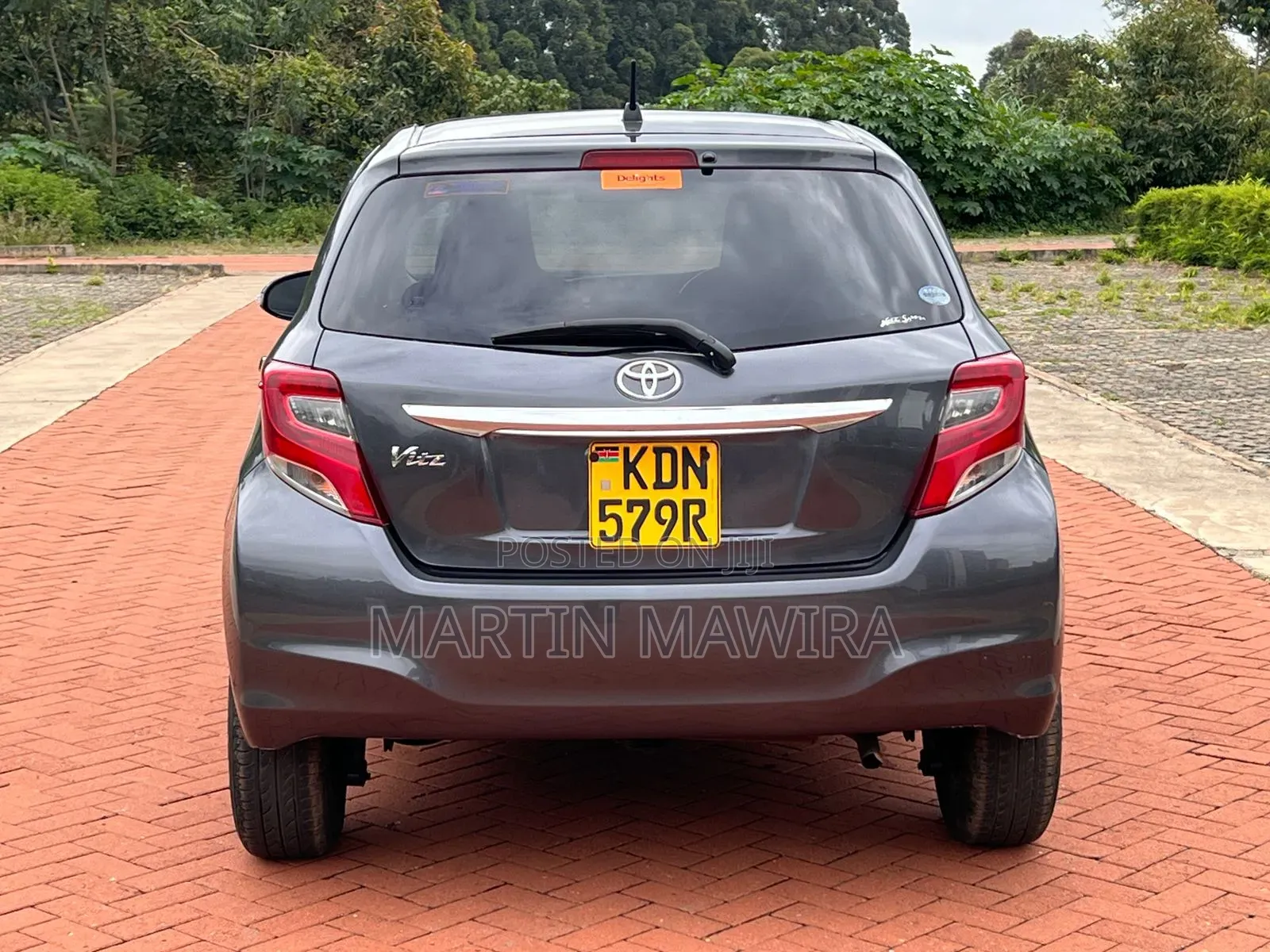 Toyota Vitz 2016 Gray