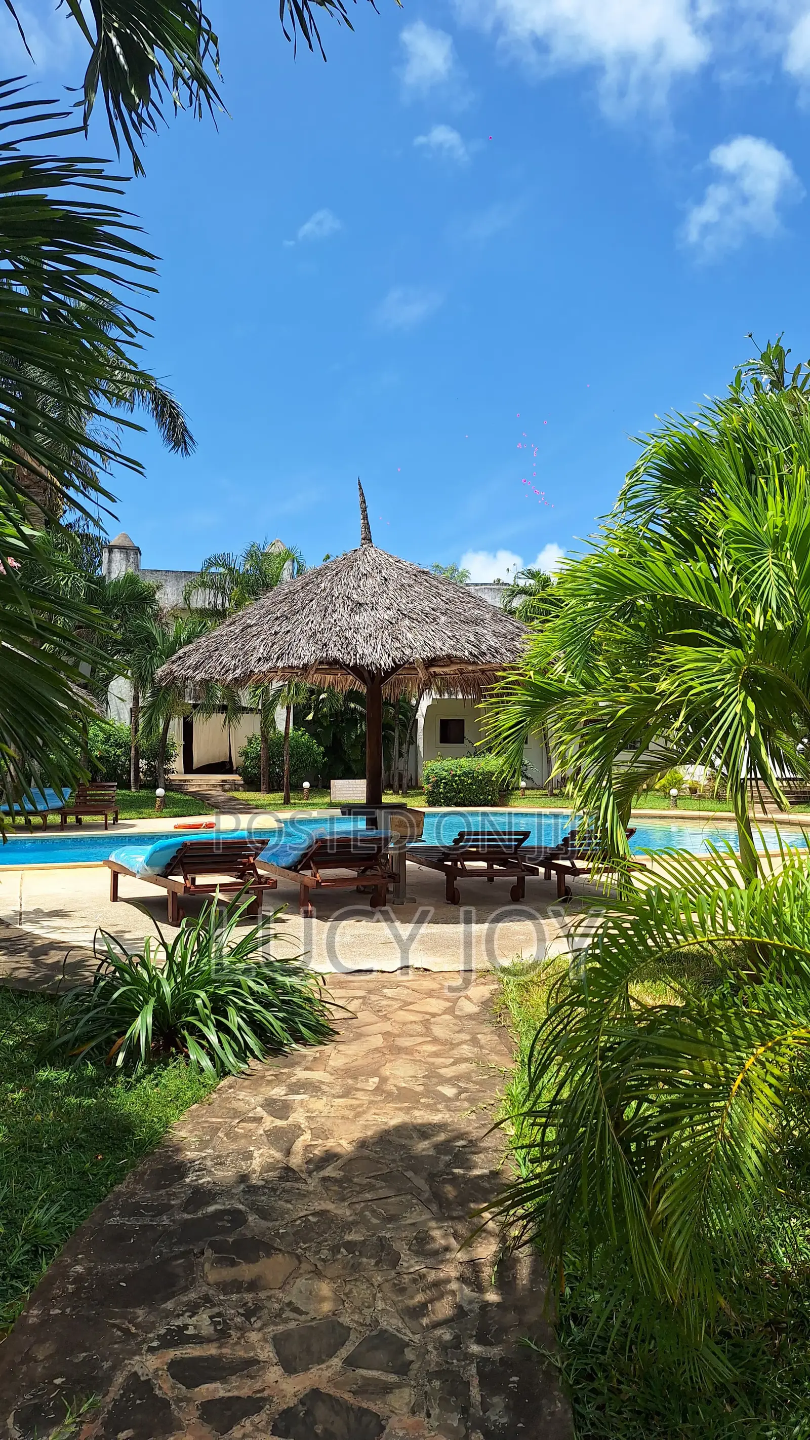 2 Bedroom Airbnb Apartments