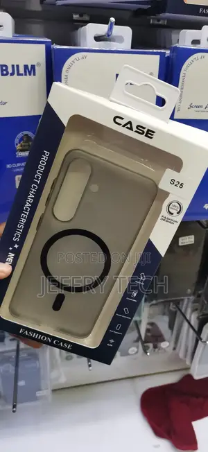 Clear Samsung Galaxy S25 Series Magnetic Phone Case