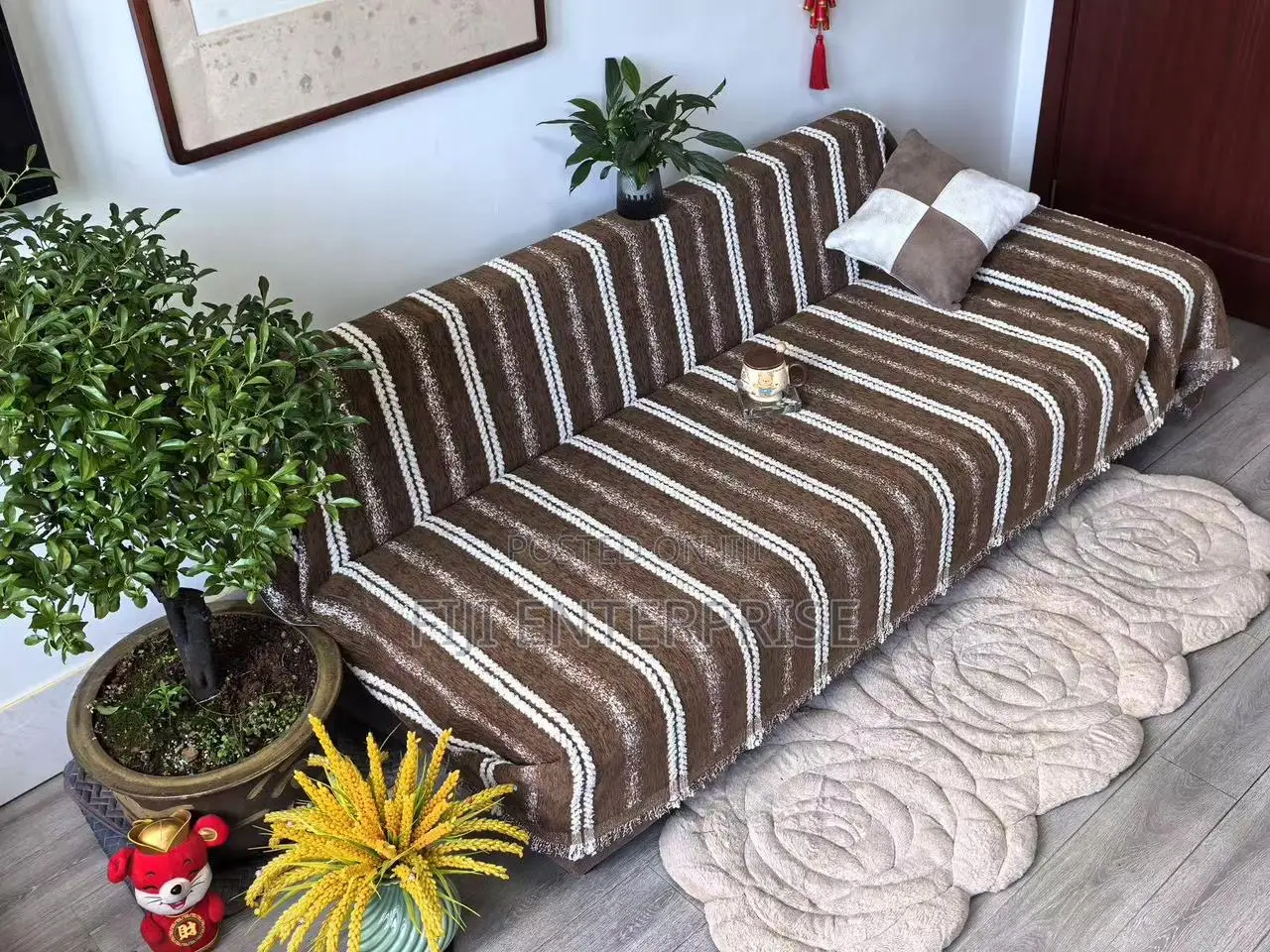 Reversible Chenille Cotton Sofa Cover Set – 7 Seater (3+2+1+1)