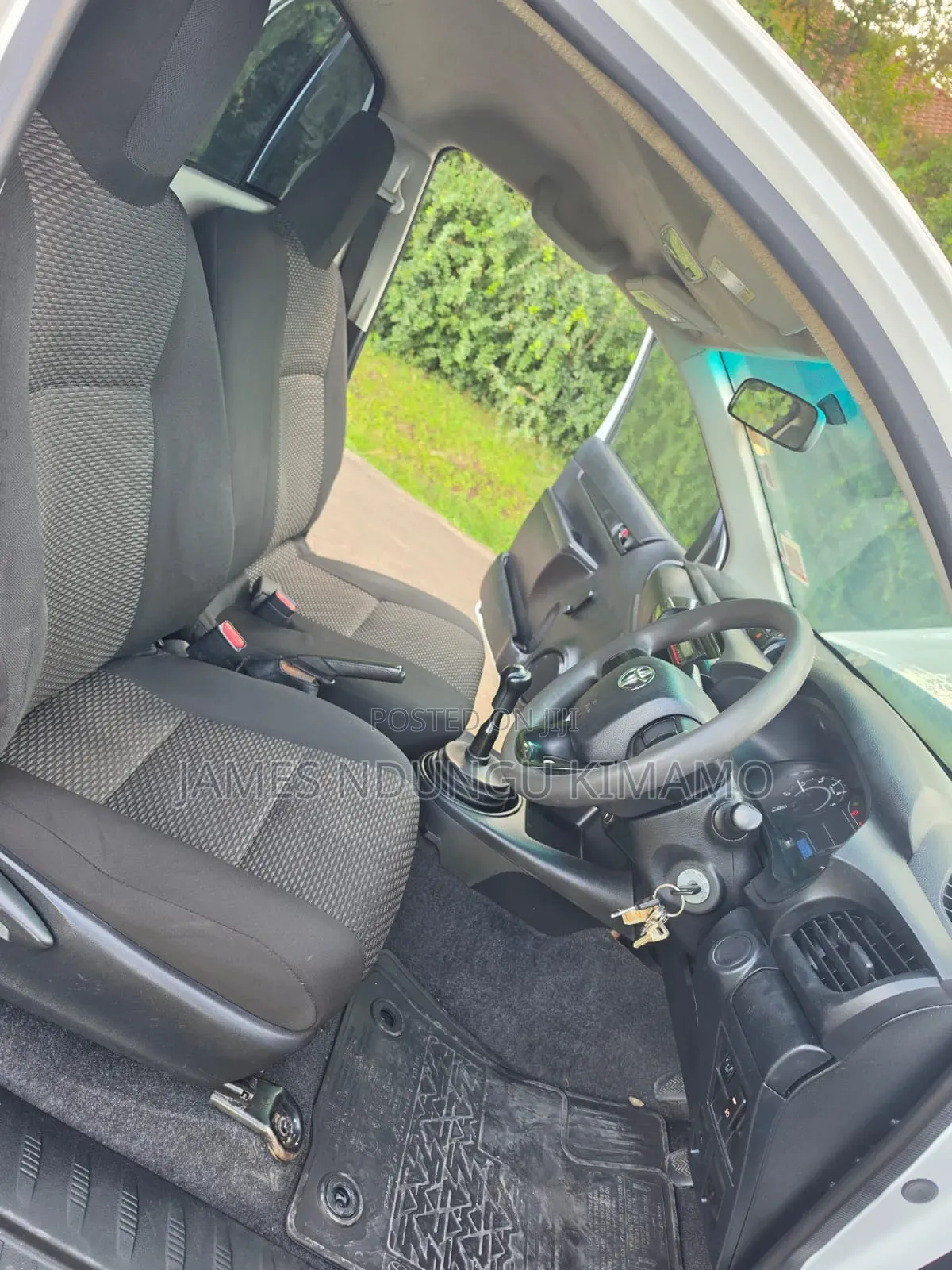 Toyota Hilux 2019 White