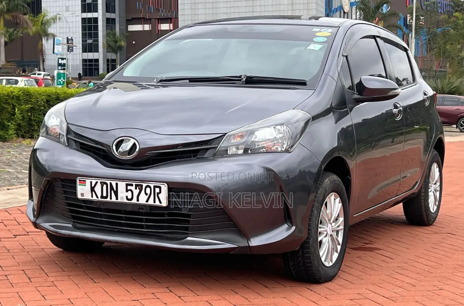 Toyota Vitz 2016 Gray