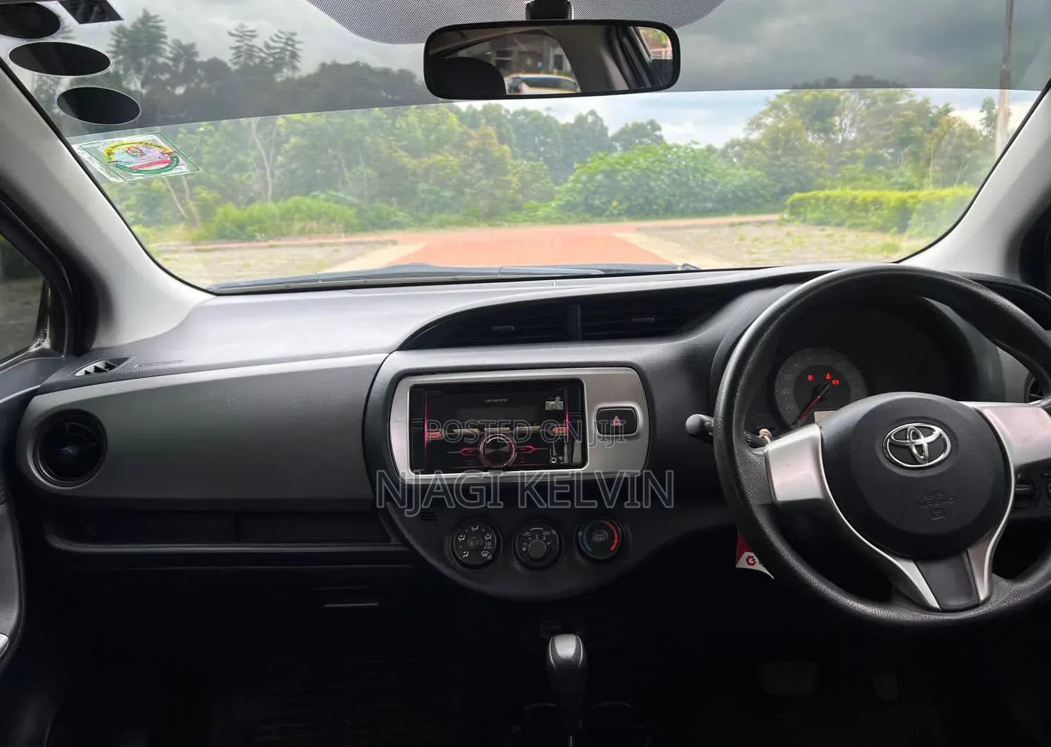 Toyota Vitz 2016 Gray