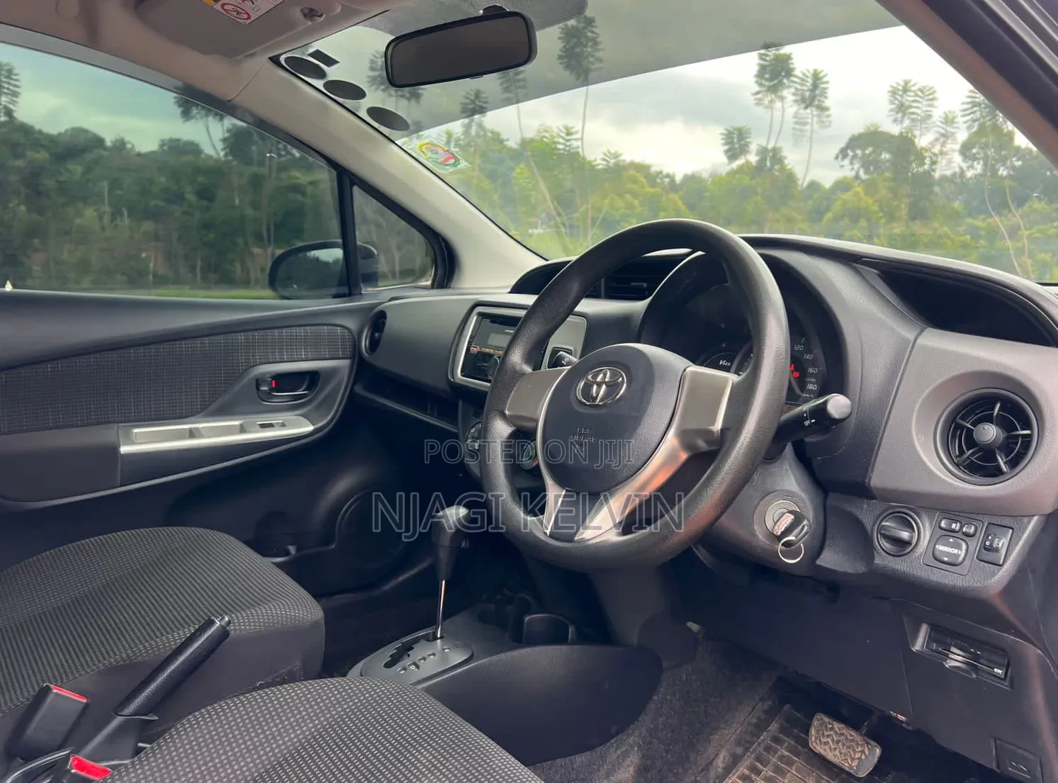 Toyota Vitz 2016 Gray