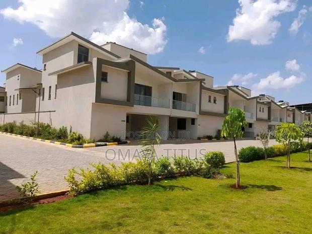 4bdrm Villa in Gateway Mall Area for sale
