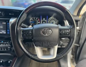 Toyota Fortuner 2.8 D AWD 2017 Silver
