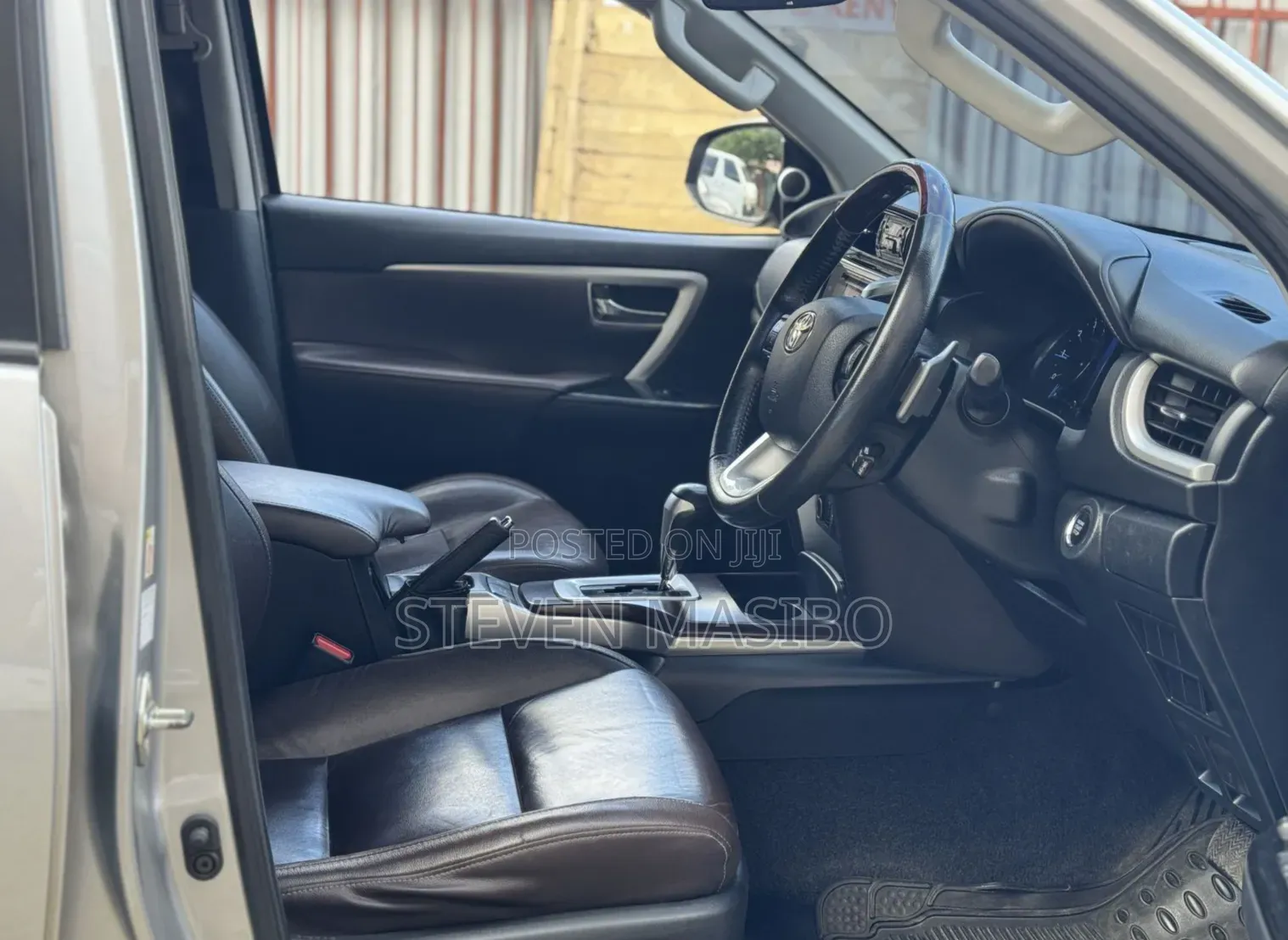 Toyota Fortuner 2.8 D AWD 2017 Silver