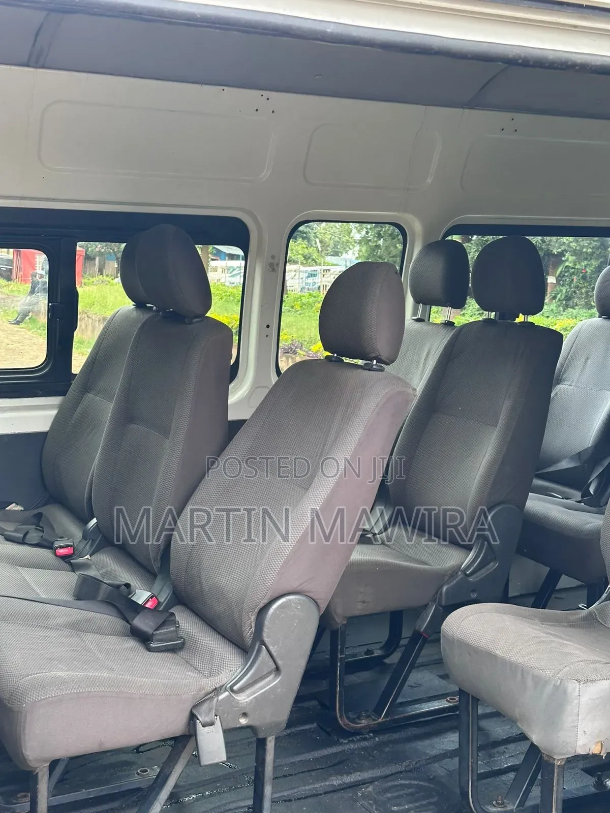 Toyota HiAce 2015 White