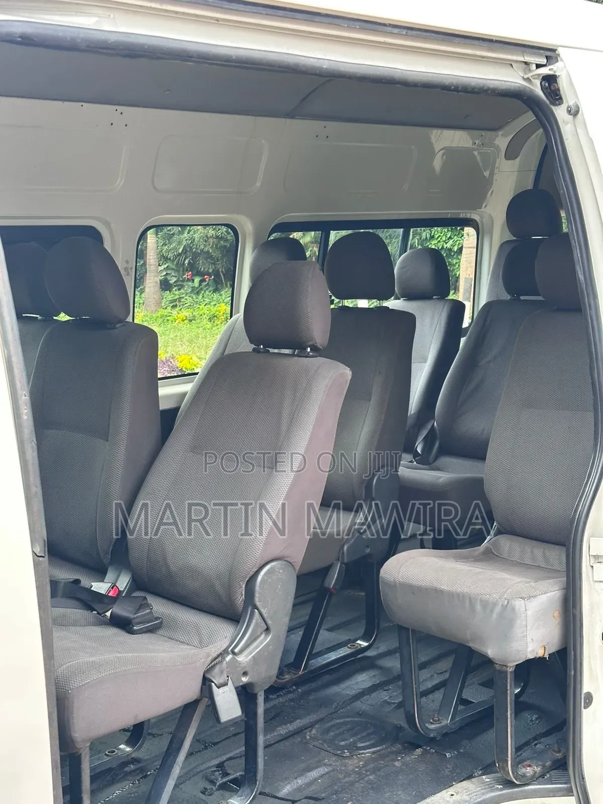 Toyota HiAce 2015 White