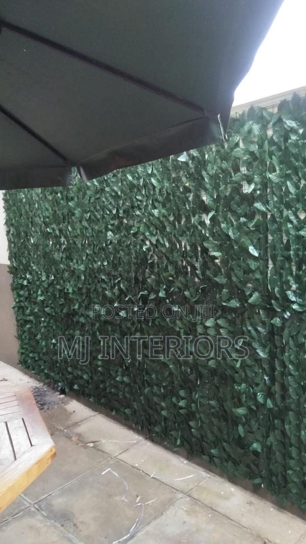 Soft Artificial Grass Flooring for Modern Outdoor Living