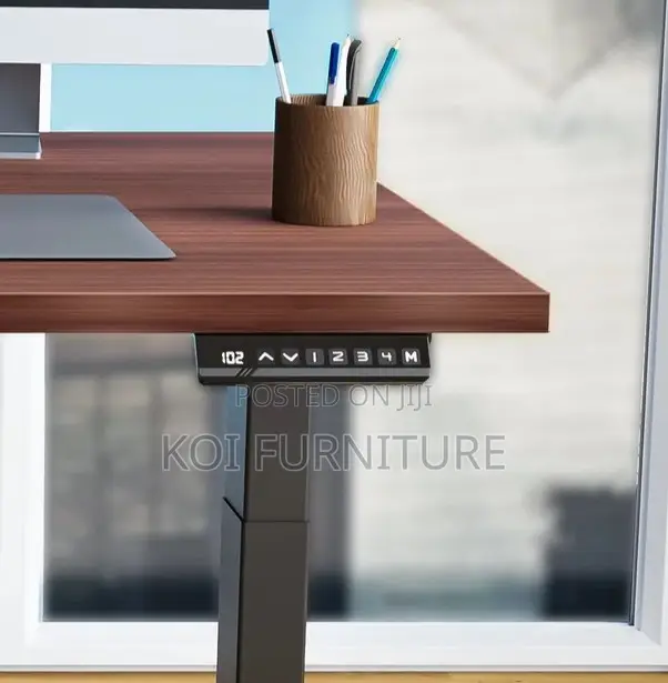 Office Desk; 1.4 Meters Electric Ergonomic Adjustable Table Desk
