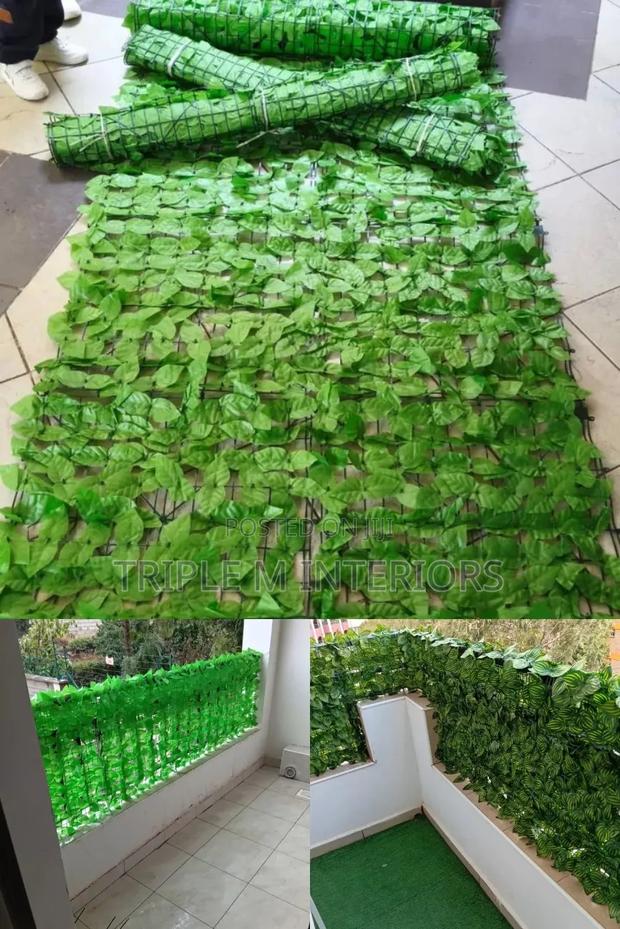 Tropical Jungle Leaf Privacy Shield - main view