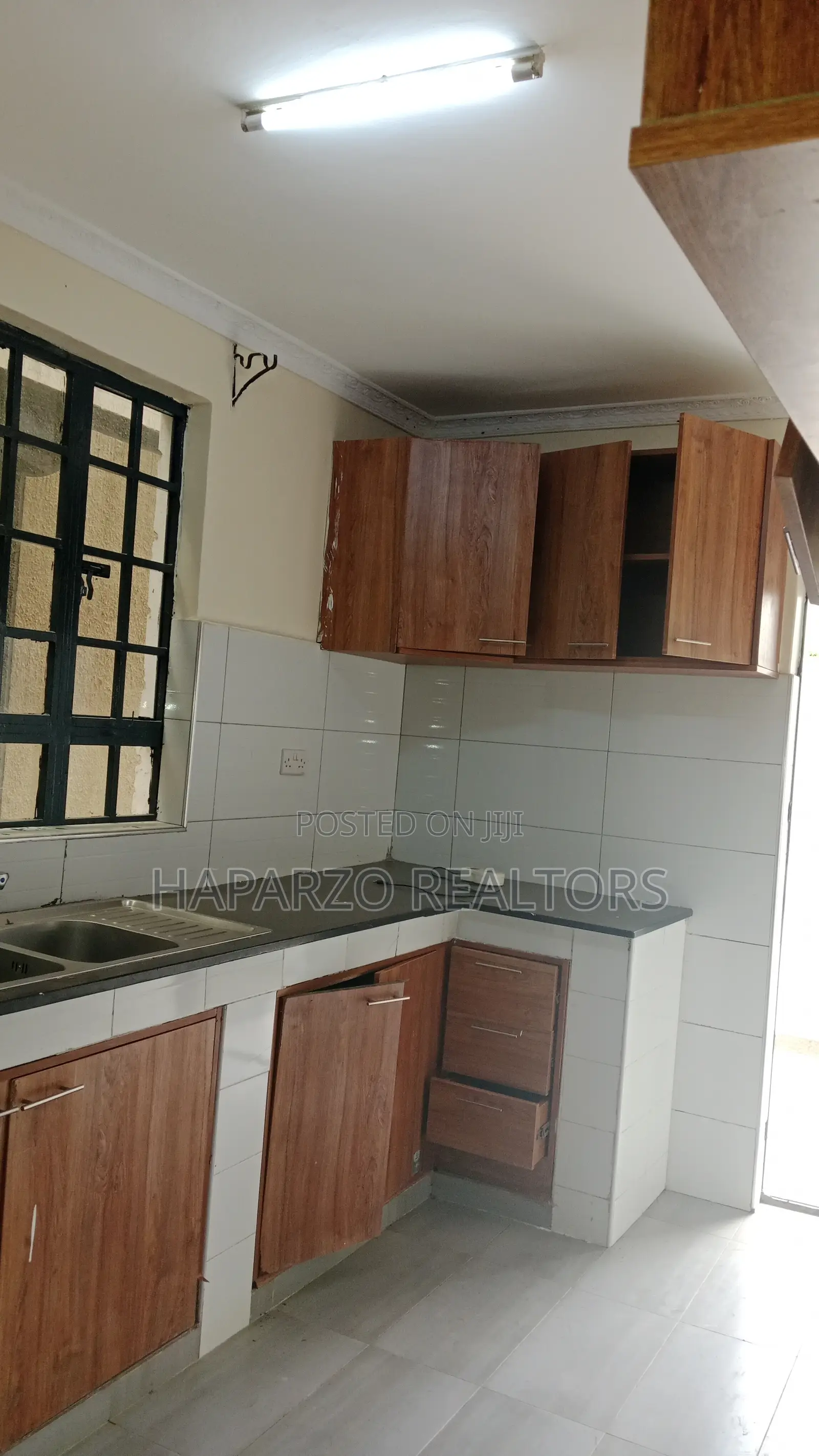 5bdrm Maisonette in Utawala for rent