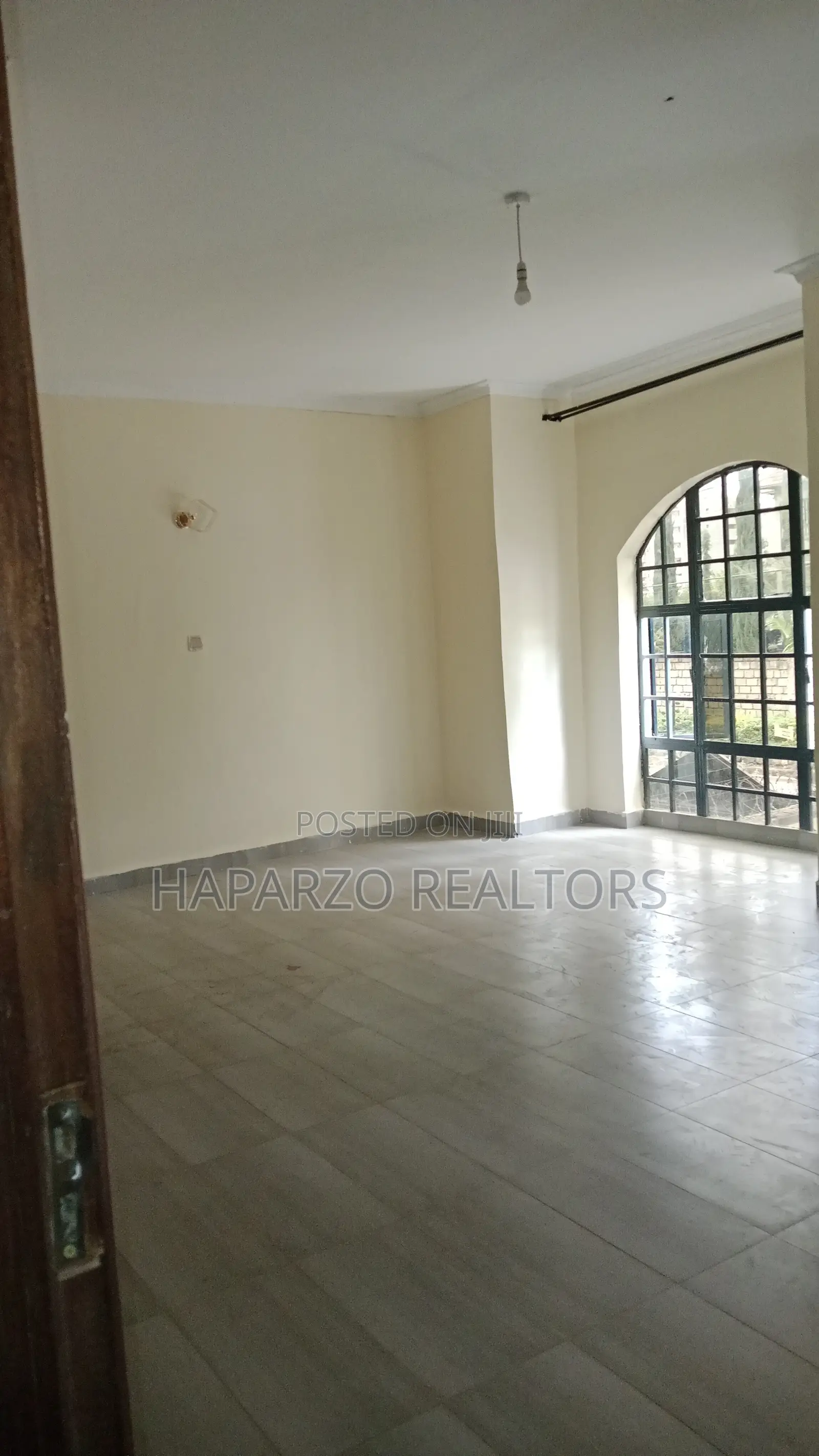 5bdrm Maisonette in Utawala for rent