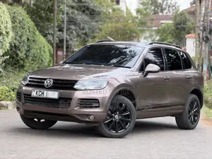 Volkswagen Touareg VR6 Sport 2012 Brown