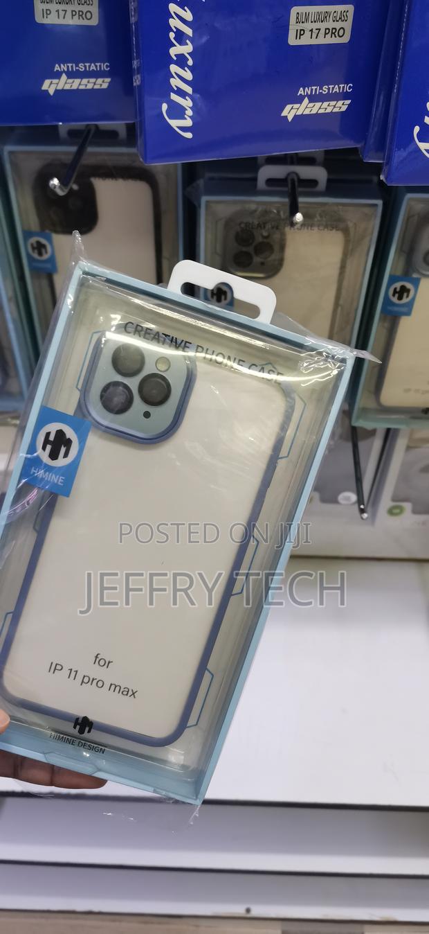 iPhone 11pro Max Clear Shockproof Phone Case With a Blue Frame - thumbnail 2