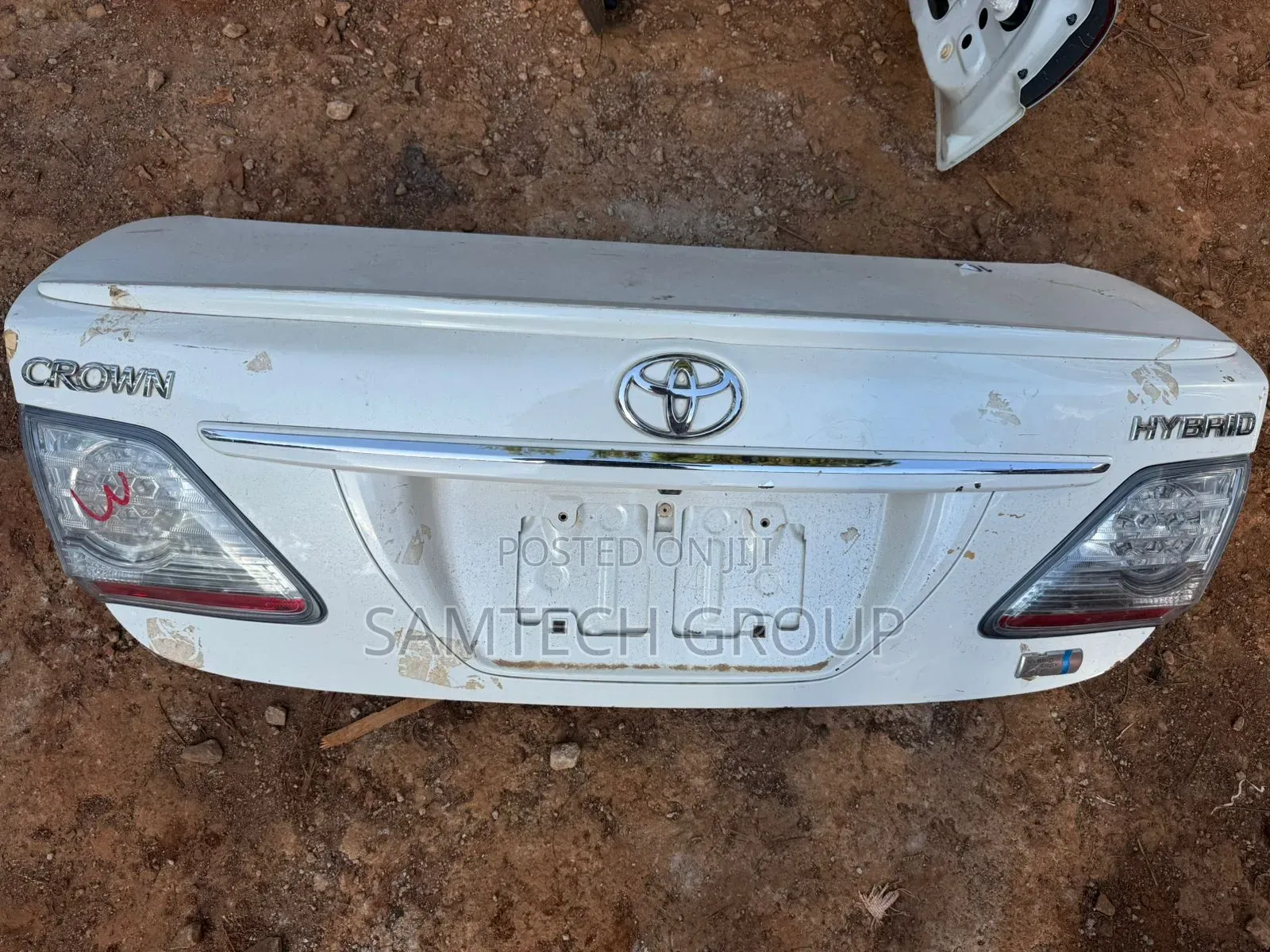 Toyota Crown Hybrid Boot